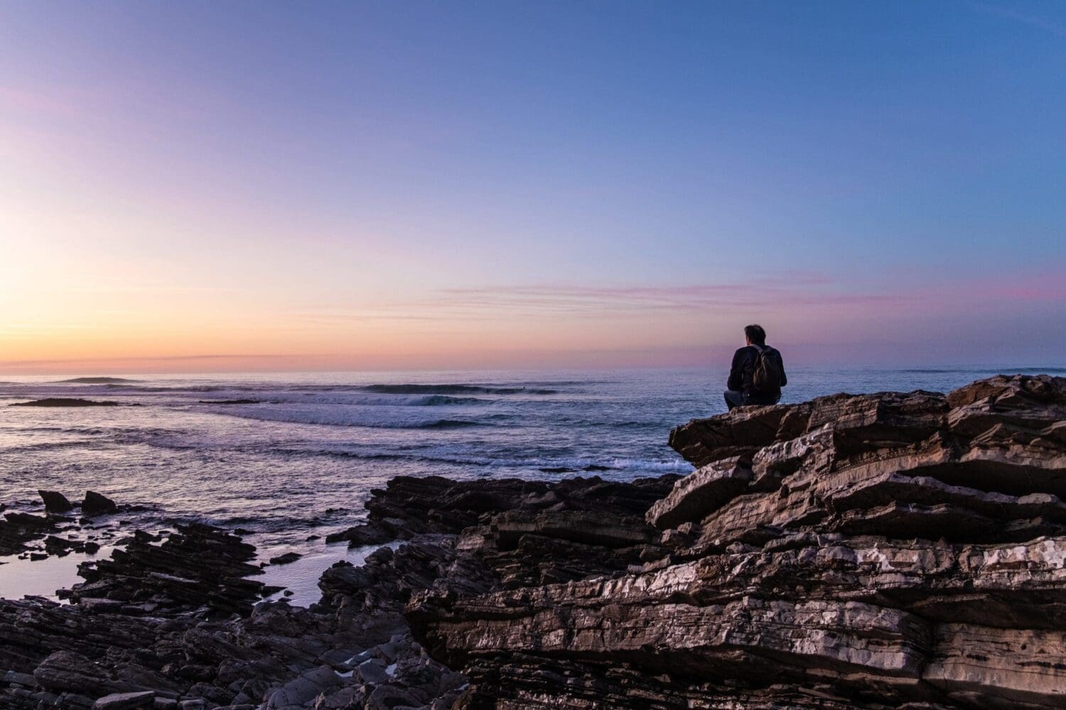 clement-falize-HA6ma30EjCg-unsplash - Suzanne Kane persistent loneliness