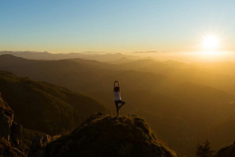 eneko-urunuela-I2YSmEUAgDY-unsplash - Suzanne Kane powerful benefits of yoga