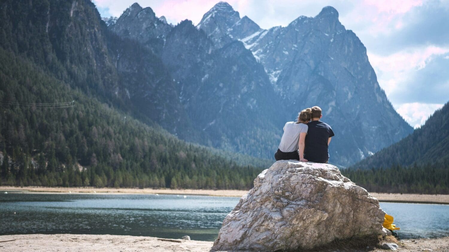 timo-stern-EvcUtLF12XQ-unsplash 1 - Suzanne Kane love, prayer, and forgiveness