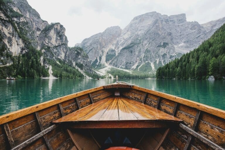 luca-bravo-O453M2Liufs-unsplash - Suzanne Kane happiness