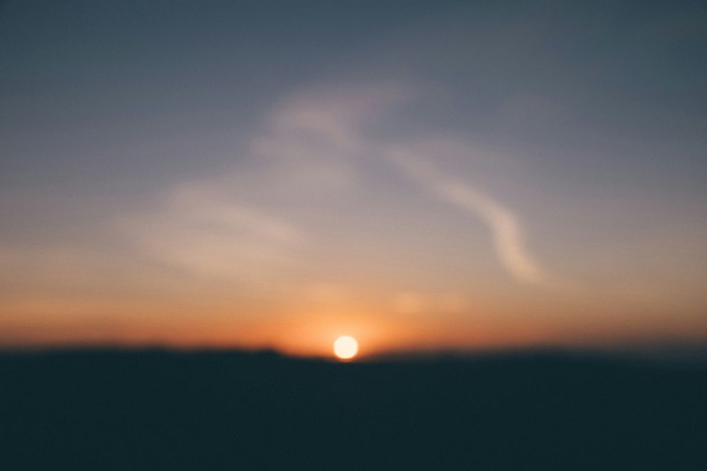 mike-erskine-YGmxl8D5_1s-unsplash - Suzanne Kane celebrate beginnings and endings