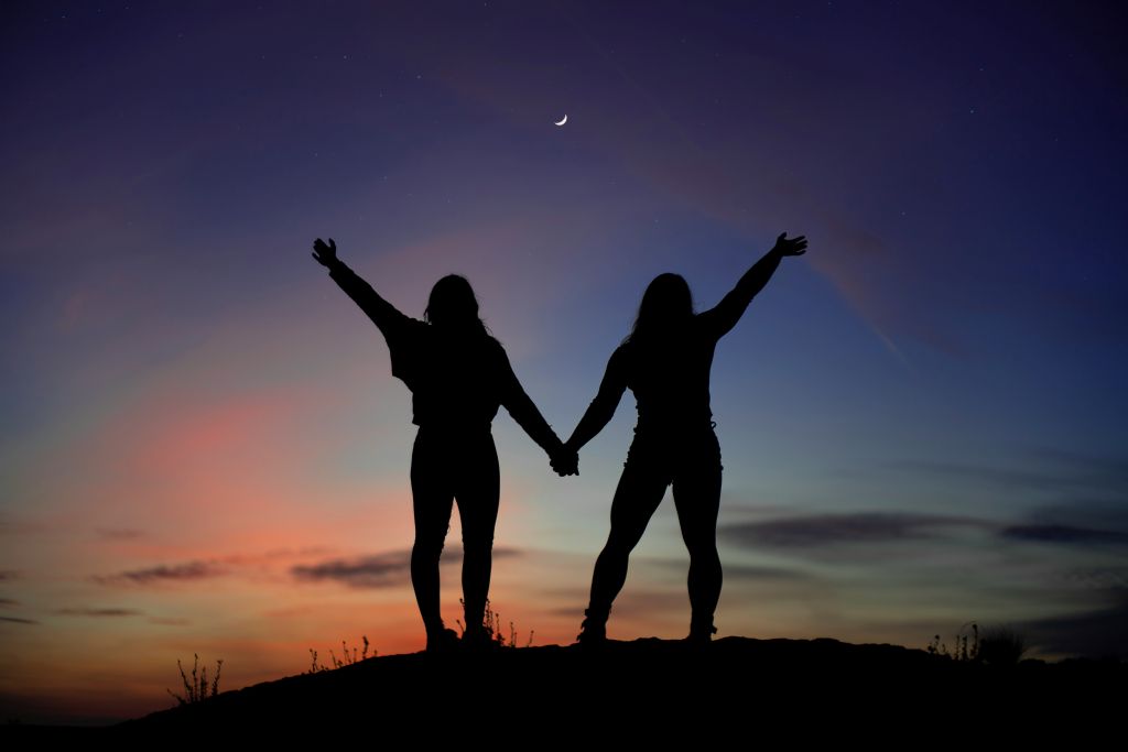 antonin-duallia-Zk91HgxDEYY-unsplash - Suzanne Kane what happiness is