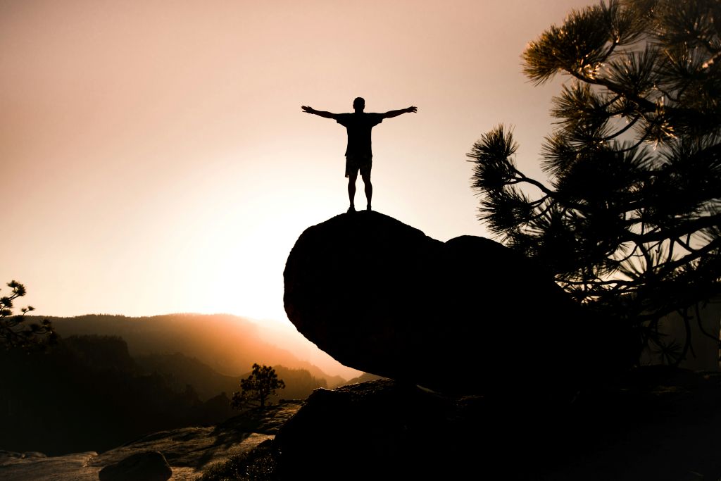 grant-ritchie-Jd2fqoX3z_0-unsplash - Suzanne Kane secret to amazing accomplishment