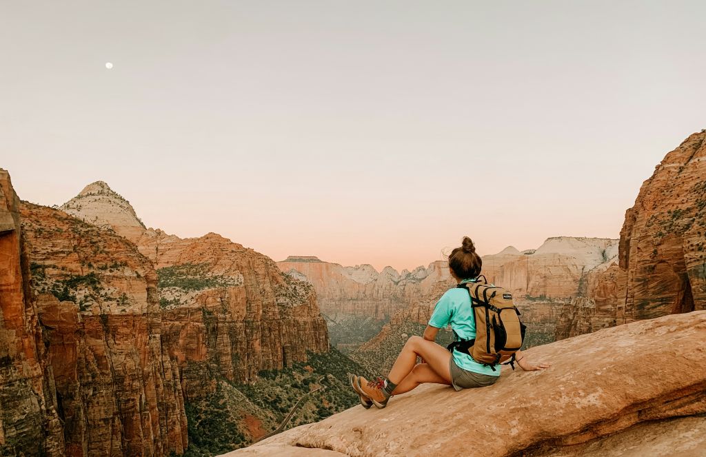 katie-polansky-TsHSW89wjGU-unsplash - Suzanne Kane power of silence