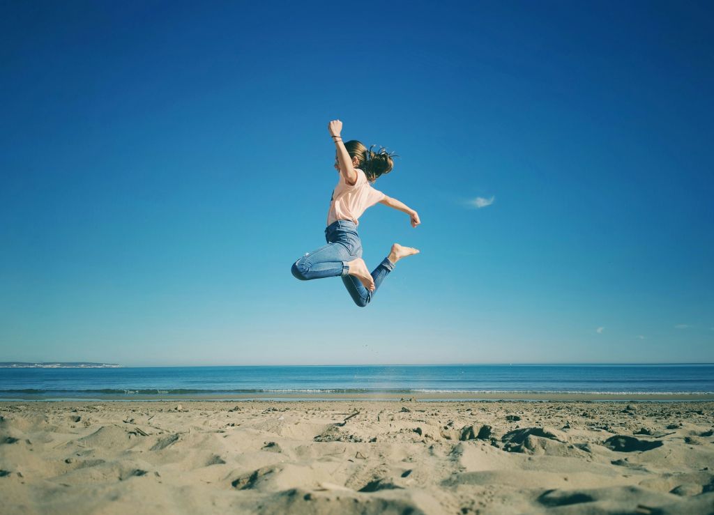 vultar-bahr-qaCJ6A0Rfvg-unsplash - Suzanne Kane share your enthusiasm