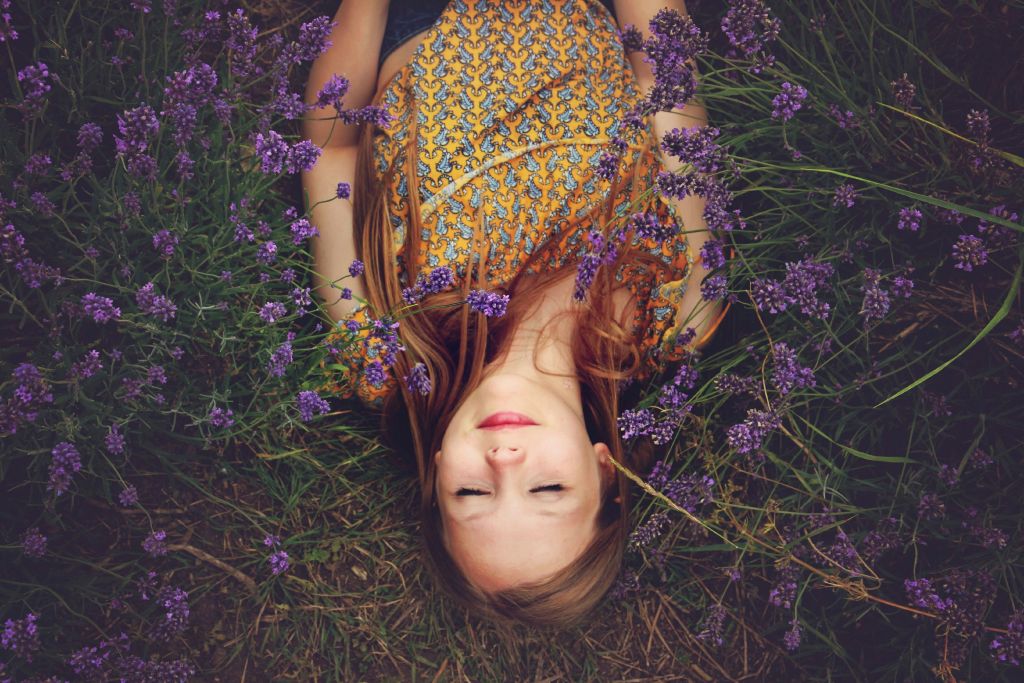 amy-treasure-4aSCchQ1hzk-unsplash - Suzanne Kane find peace and calm