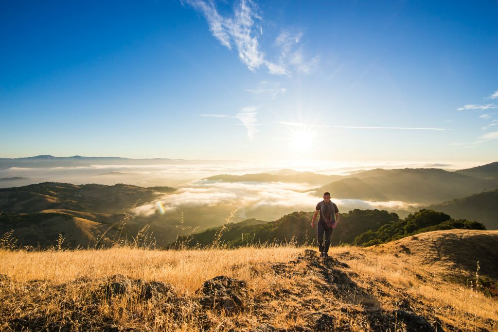 ethan-dow-cwwCF0C98I8-unsplash - Suzanne Kane power of momentum