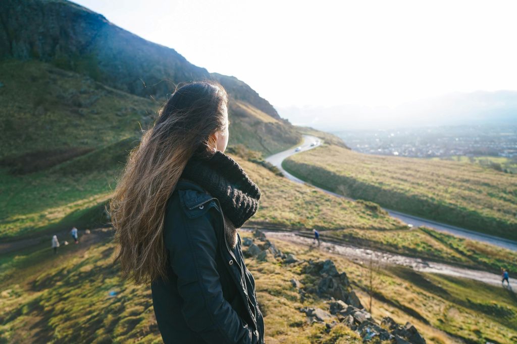 rosalind-chang-0eqhmToyxaA-unsplash - Suzanne Kane mastering focus