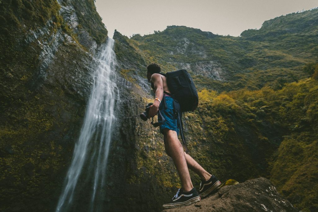 jakob-owens-lkHMCllqcNU-unsplash - Suzanne Kane smart and quick decisions