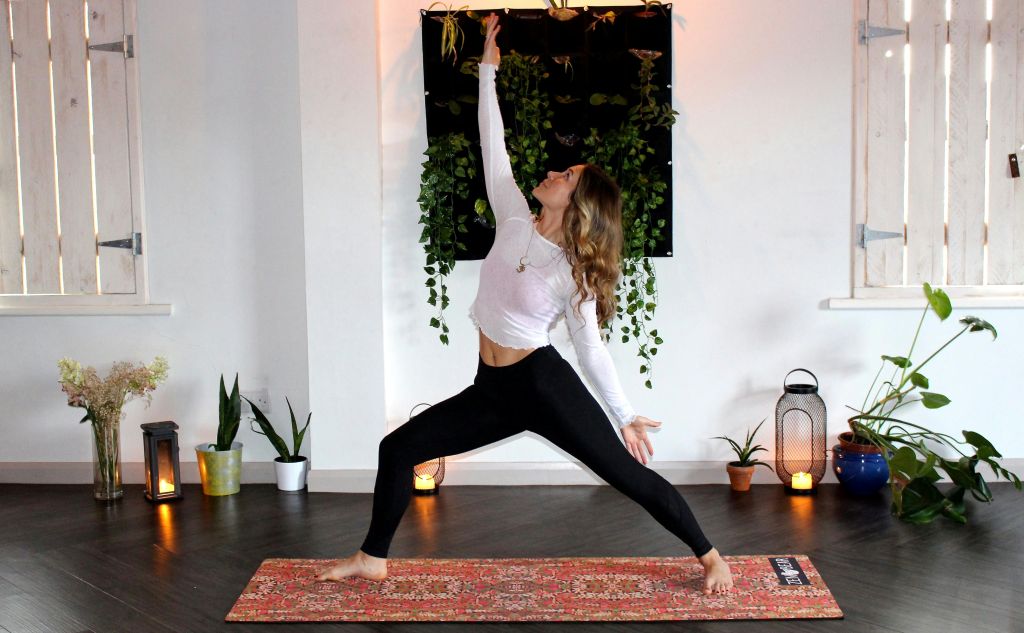 zen-bear-yoga-IVf7hm88zxY-unsplash - Suzanne Kane add new healthy habits