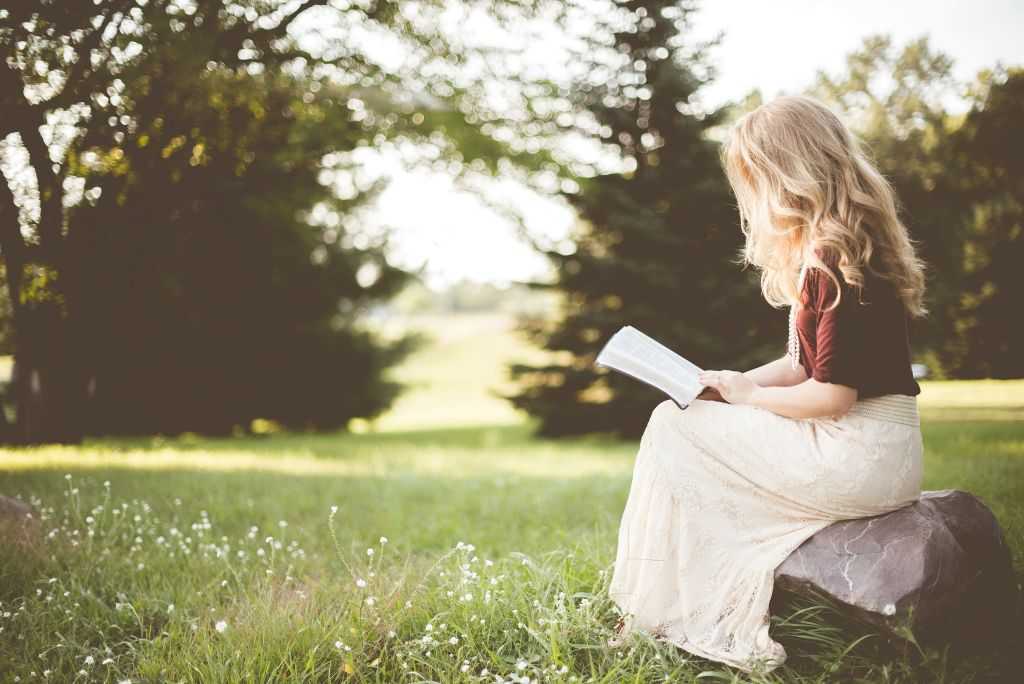 ben-white-7BiMECHFgFY-unsplash - Suzanne Kane hope and promise
