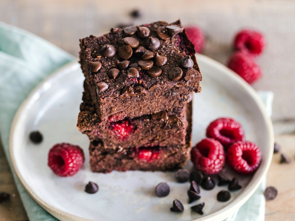ella-olsson-uG1jwfpCRhg-unsplash - Suzanne Kane enjoy chocolate