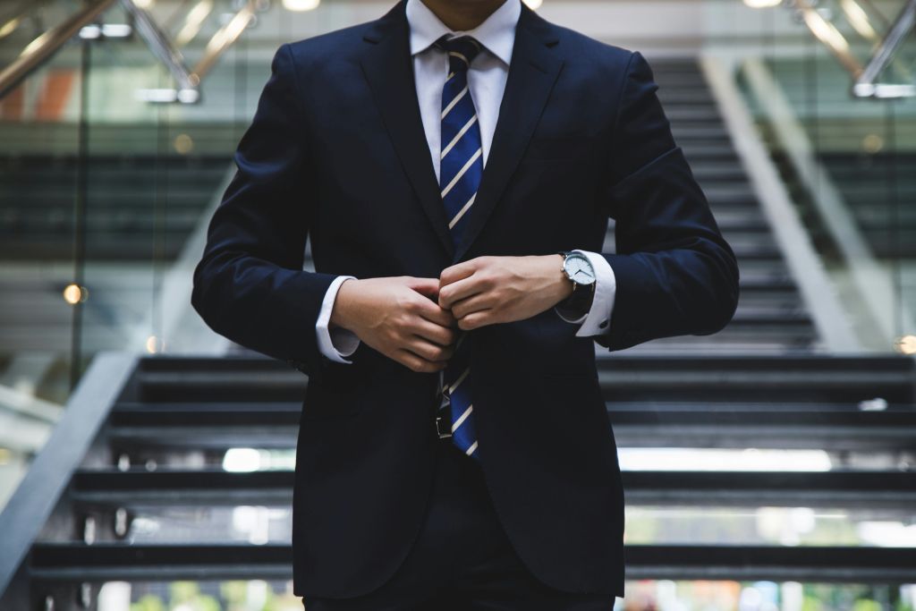 hunters-race-MYbhN8KaaEc-unsplash - Suzanne Kane cope with work stress