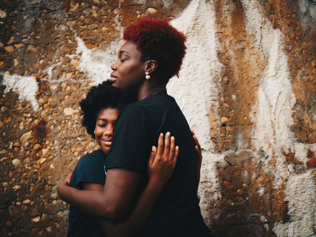 eye-for-ebony-zQQ6Y5_RtHE-unsplash - Suzanne Kane how to let go